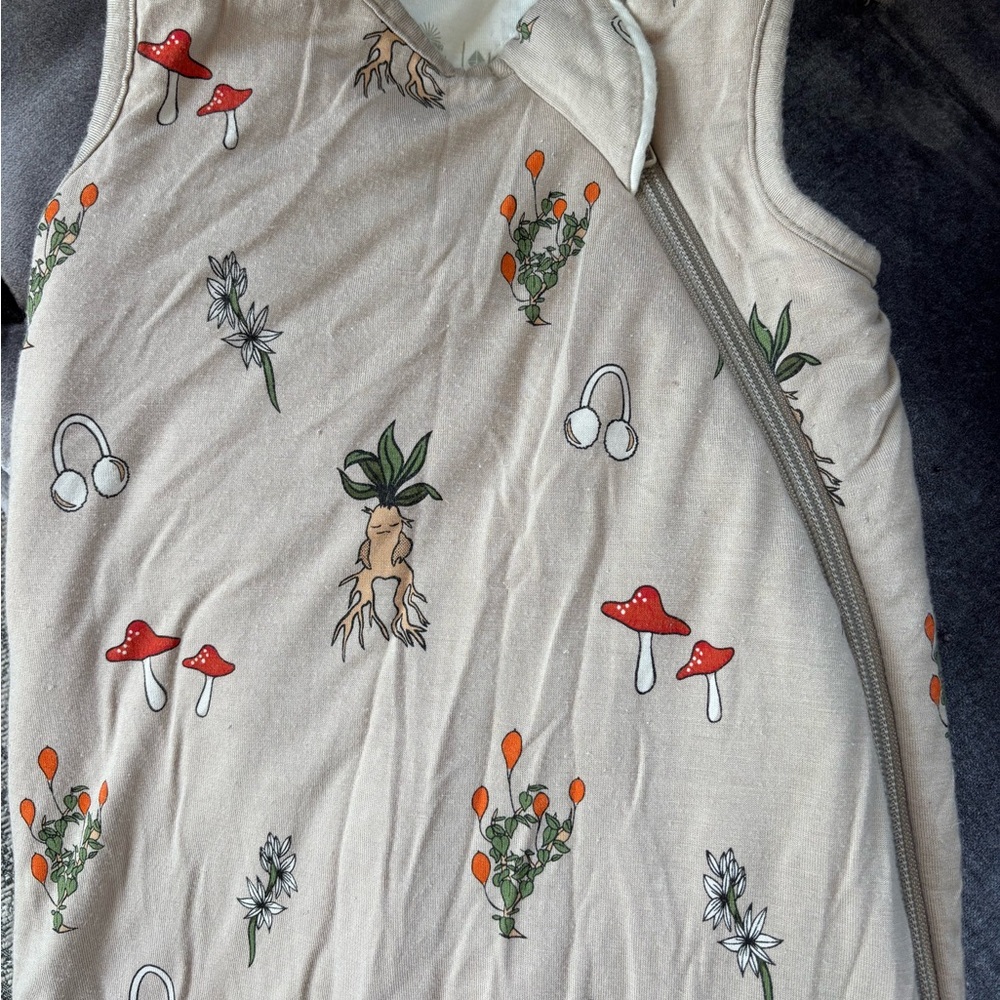 Small Kyte baby sleep sack in Harry Potter herbology print (1.0 tog)